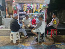 Polisi Kemayoran Sambangi Warga, Ajak Jaga Kerukunan dan Waspada Pinjol