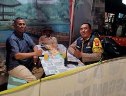 Bhabinkamtibmas Gondangdia dan Warga Kalipasir Kompak Jaga Keamanan Malam