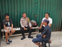 Bhabinkamtibmas Pasar Baru Patroli dan Sampaikan Pesan Kamtibmas ke Warga