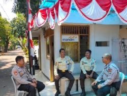 Polsek Cempaka Putih Sambang Perumahan Bank Mandiri, Ajak Security Perkuat Keamanan Lingkungan