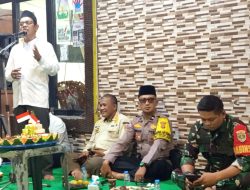 Bhabinkamtibmas Hadiri Tasyakuran HUT ke-80 RI di RW 04 Kampung Rawa