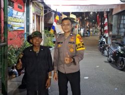 Pendamping Bhabinkamtibmas Sambangi Pos Satkamling RW 03 Kampung Rawa, Ajak Warga Jaga Keamanan Lingkungan
