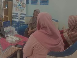 Dekatkan Diri dengan Warga, Bhabinkamtibmas Cempaka Putih Barat  Sambang Lingkungan