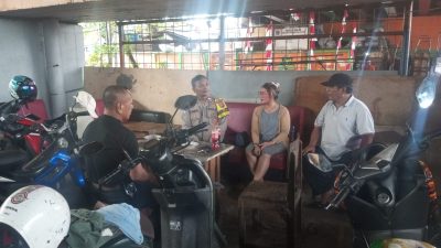 Bhabinkamtibmas Gandeng POKDAR Cideng, Perkuat Sinergi Polisi dan Masyarakat
