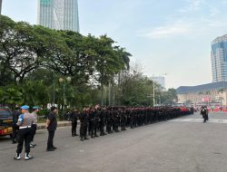 300 Personel Dikerahkan, Polri Gelar Apel Pengamanan HUT RI ke-80 di Monas
