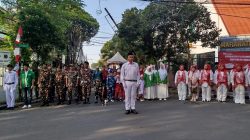 Momen HUT RI ke-80, Wakapolsek Johar Baru Hadiri Upacara Bendera Bersama Warga di Tanah Tinggi