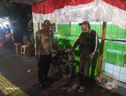 Bhabinkamtibmas Sambangi Pos Kamling RW 01 Gambir, Ajak Warga Perkuat Keamanan Lingkungan