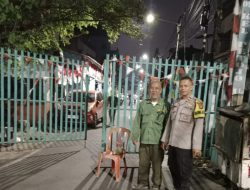 Bhabinkamtibmas Petojo Utara Sambangi Satkamling RW 03, Tekankan Kewaspadaan Lingkungan