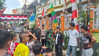 Sinergi Polisi, TNI, dan Warga Kawal Lomba Futsal Kemerdekaan di Kampung Rawa