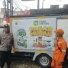Bhabinkamtibmas Monitor Pasar Murah Sembako di Halaman Kelurahan Galur, Warga Antusias Sambut Kegiatan