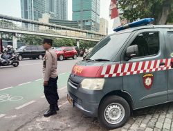 ‎Pelajar Pulang Sekolah, Polisi Siaga di Jl. Letjen Suprapto Antisipasi Tawuran ‎ ‎