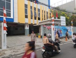 ‎Polsek Kemayoran Gelar Pengamanan Pagi, Antisipasi Kemacetan dan Tawuran Pelajar ‎ ‎
