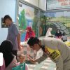 Bhabinkamtibmas Kemayoran Dampingi Monitoring Posyandu Rutin