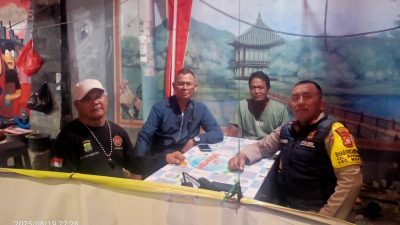 Bhabinkamtibmas Dan Warga Jaga Kalipasir, Cegah Tawuran dan Kejahatan Malam Hari