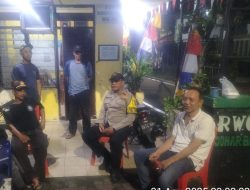 Sambang Poskamling, Bhabinkamtibmas dan Warga Johar Baru Jaga Keamanan Bersama