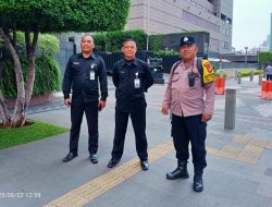 Bhabinkamtibmas Gondangdia Intensifkan Patroli Dialogis di The Plaza Office