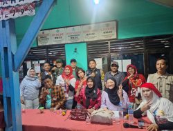 Monitoring Bhabinkamtibmas Gunung Sahari Utara Dalam Lomba Karaoke Warga RW 02