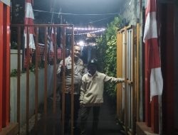 Bhabinkamtibmas Menteng Sambangi Satkamling, Ingatkan Warga Patroli Jelang Pagi
