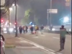 Tawuran Remaja Pecah di Petojo Selatan, Petugas Linmas Luka Bacok — Tiga Pelajar Diperiksa Sebagai Saksi