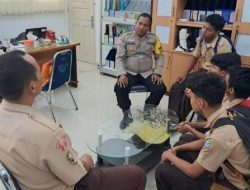 Bhabinkamtibmas Rawasari Sambangi SMPN 118 Jakarta, Imbau Siswa Tidak Terprovokasi Ajakan Unjuk Rasa