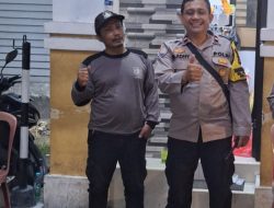 Bhabinkamtibmas Pegangsaan Perkuat Satkamling untuk Cegah Kejahatan Malam Hari
