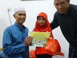 Polres Metro Jakarta Pusat Salurkan 65 Paket Sembako untuk Anak Yatim dan Dhuafa melalui Program Jumat Barokah
