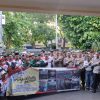 Sinergi Jaga Jakarta, Polsek Senen Bagikan Sembako ke FORKKABI
