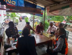 Bhabinkamtibmas Sumur Batu Ajak Warga Jaga Jakarta dan Jaga Lingkungan di RPTRA Mutiara