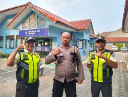 Polisi Sambangi Warga Jati Baru, Ajak Bersama Jaga Keamanan Lingkungan