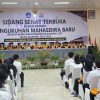Kemeriahan Penutupan PKKMB IBI KOSGORO 2025 Ditutup dengan Pengukuhan 635 Mahasiswa Baru