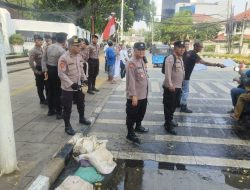 Polsek Metro Menteng Amankan Aksi Damai Pendukung Presiden Prabowo di Tugu Proklamasi
