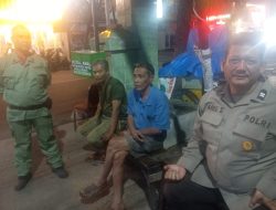 Polsek Metro Gambir Sambang Pos Kamling Kebon Kelapa, Himbau Warga Waspadai Kejahatan