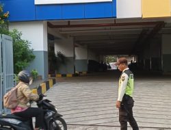 Unit Patroli Hadir di Titik Rawan Macet Depan BPK Penabur, Pastikan Aman dan Lancar