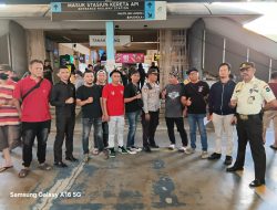 Pedagang JPM Tanah Abang Gelar Aksi Damai, Segel Toko Dibuka, Situasi Kondusif