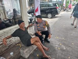 Polisi Sambangi Wilayah RW 05 Kebon Kacang, Imbau Warga Waspada Terhadap Aksi Kejahatan