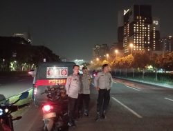 Unit Patroli dan Piket Binmas Polsek Kemayoran Intensifkan Patroli Dini Hari di Sejumlah Jalan Protokol