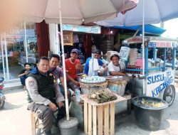 Polisi Sambangi Pasar Tradisional Karang Anyar, Dengarkan Aspirasi Pedagang