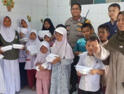 Santuni 20 Anak Yatim, Polisi Kemayoran Hadirkan Jumat Penuh Berkah