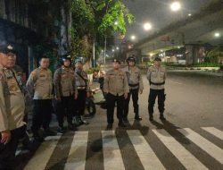 Polsek Johar Baru Gelar Patroli Antisipasi Guantibmas pada Dini Hari