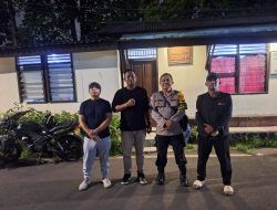 Bhabinkamtibmas Pegangsaan Patroli Dinihari, Perkuat Sinergi Keamanan Lingkungan Taman Amir Hamzah