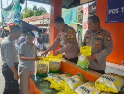 Gerakan Pangan Murah, Polsek Metro Tanah Abang Adakan Beras SPHP, Warga Kebon Melati Sangat Berterima Kasih