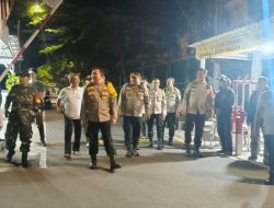 Jaga Jakarta, Kapolres Metro Jakarta Pusat Tinjau Pos Kamling di Cempaka Putih