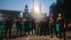 Bhabinkamtibmas Duri Pulo Bersama Pokdarkamtibmas Gelar Patroli Malam di Tanggul Duri Pulo