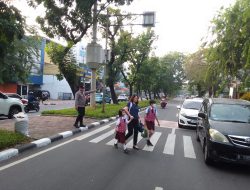 Polisi Gelar Ploting Pagi di Kemayoran, Kawal Pelajar dan Arus Lalin