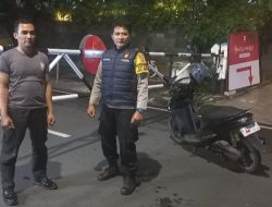 Bhabinkamtibmas Cikini Sambangi Satkamling, Ingatkan Security Tingkatkan Patroli Cegah Kejahatan Malam Hari