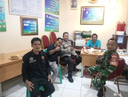 Patroli Gabungan Bhabinkamtibmas Bersama Babinsa di Kelurahan Karang Anyar