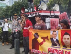Mahasiswa Gelar Aksi Unjuk Rasa di Depan Komisi Yudisial RI