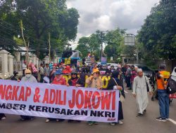 Polsek Metro Menteng Amankan Titik Kumpul Massa Unjuk Rasa di Masjid Agung Sunda Kelapa