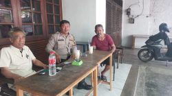 Polisi Sambangi Tokoh Masyarakat RW 05 Kebon Kacang Sebagai Cooling System Sampaikan Imbauan Kamtibmas