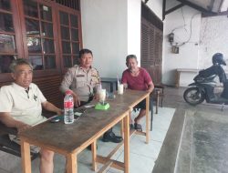 Polisi Sambangi Tokoh Masyarakat RW 05 Kebon Kacang Sebagai Cooling System Sampaikan Imbauan Kamtibmas